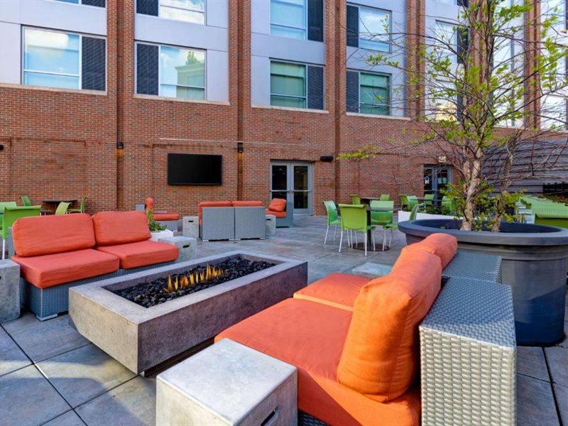Hyatt Place Bloomington / Normal Екстер'єр фото