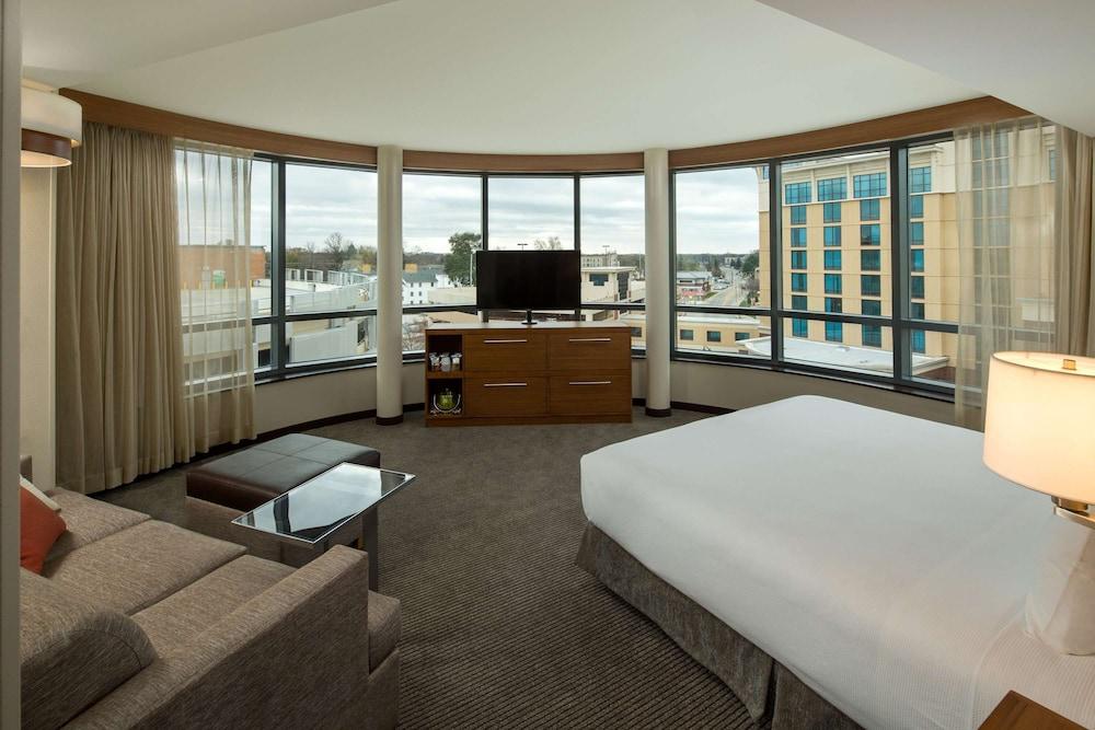 Hyatt Place Bloomington / Normal Екстер'єр фото