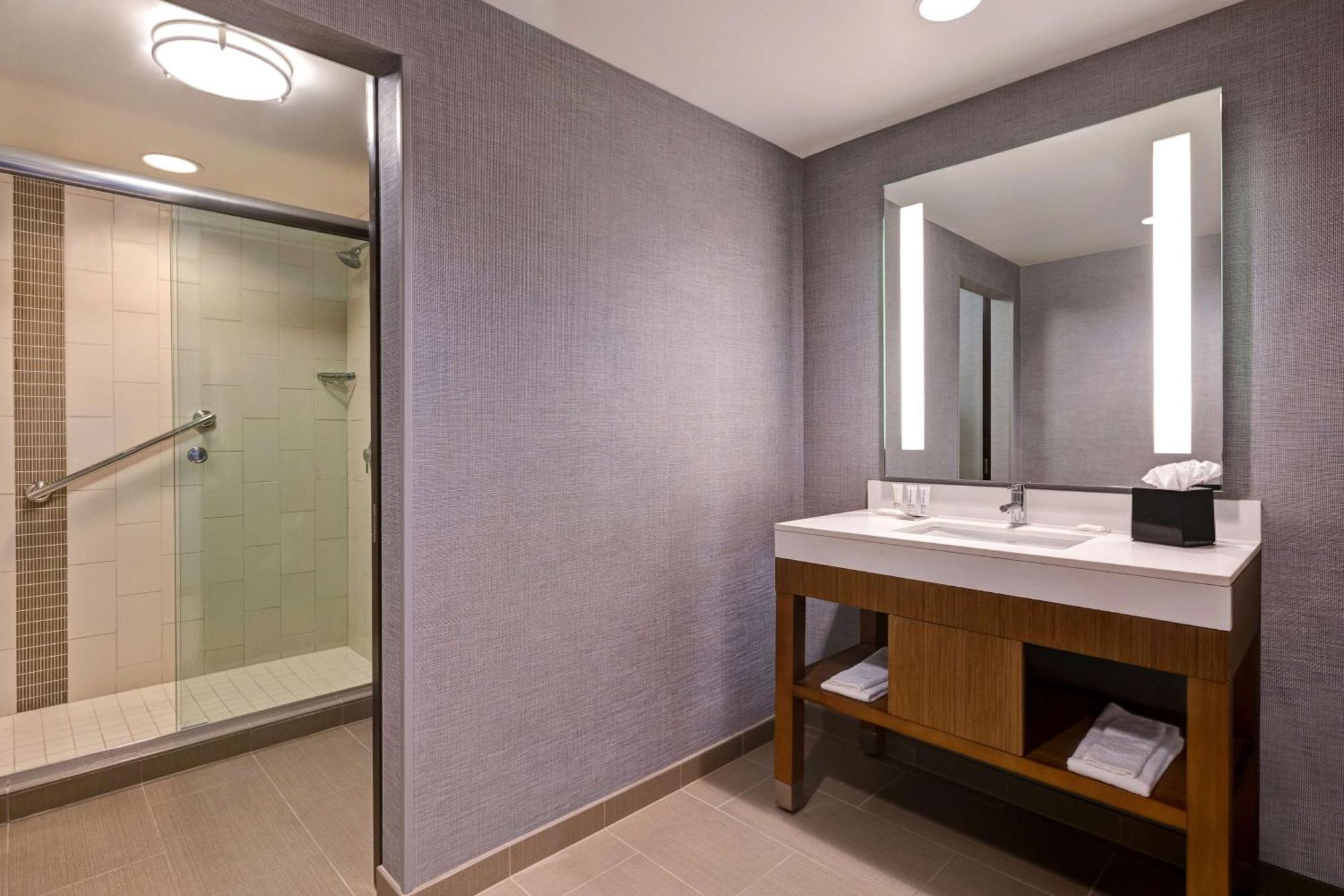 Hyatt Place Bloomington / Normal Екстер'єр фото