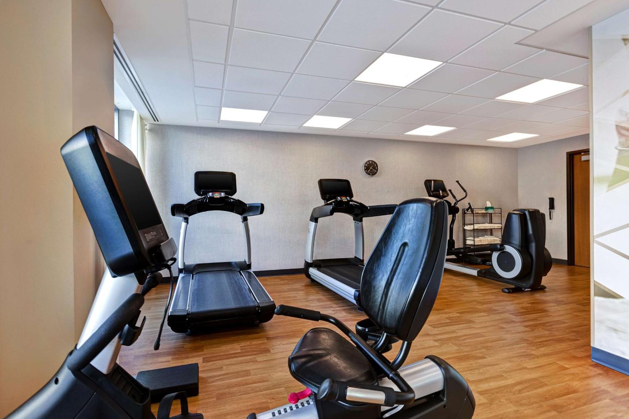 Hyatt Place Bloomington / Normal Екстер'єр фото