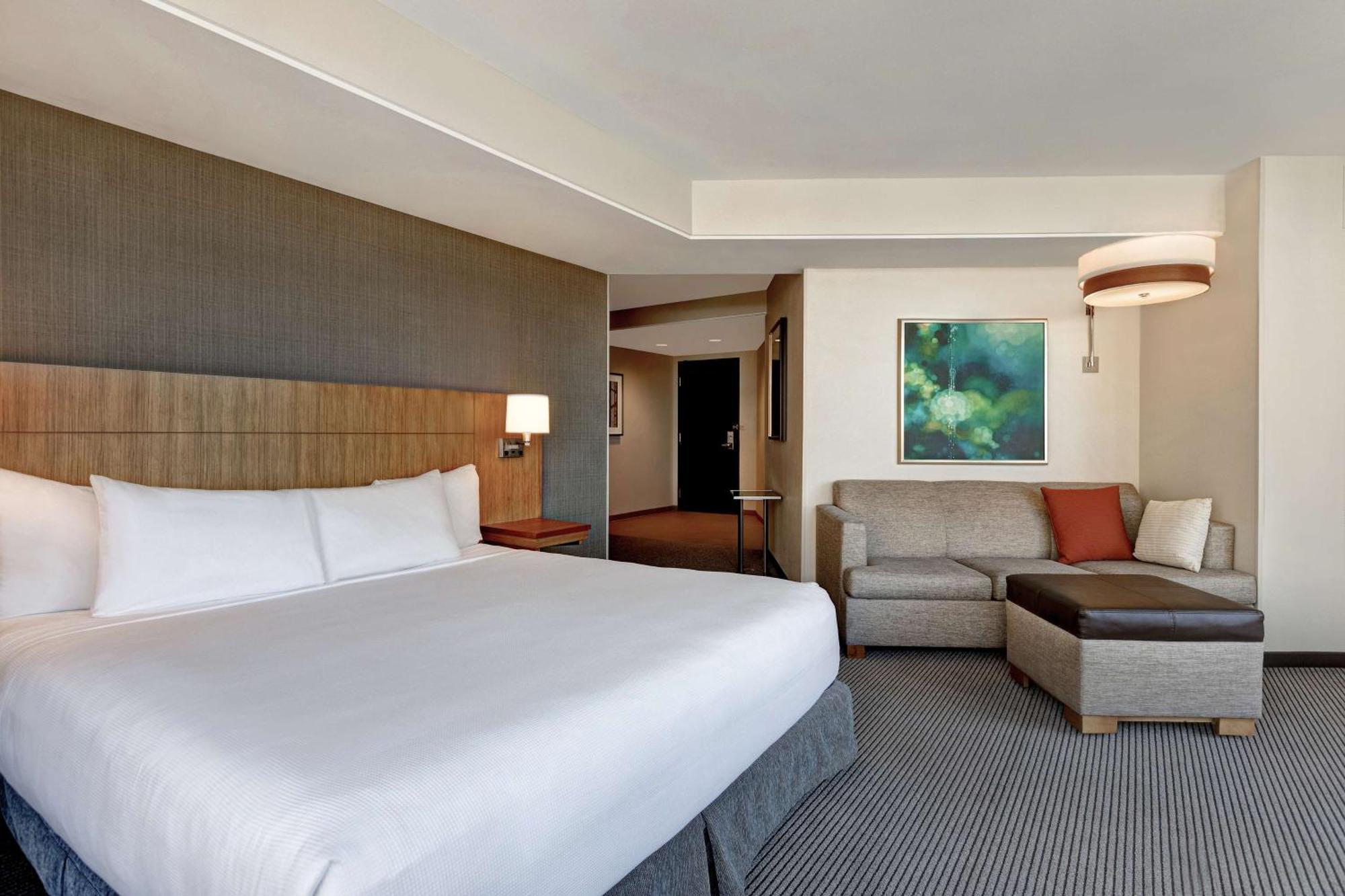 Hyatt Place Bloomington / Normal Екстер'єр фото